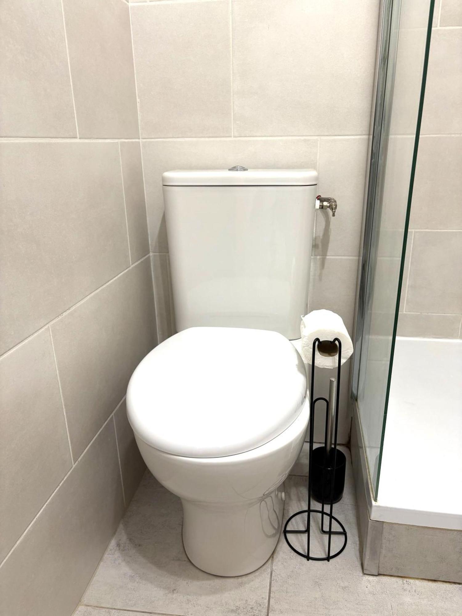 L'Amazone Studio Plein Centre Plages A 2Min Clim Wifi Sur Le Port - Top Prosconciergerie- 라그랑모트 외부 사진